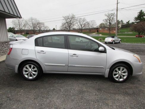 Used 2011 Nissan Sentra 2.0 SL w/ SL Special Value Pkg image 9
