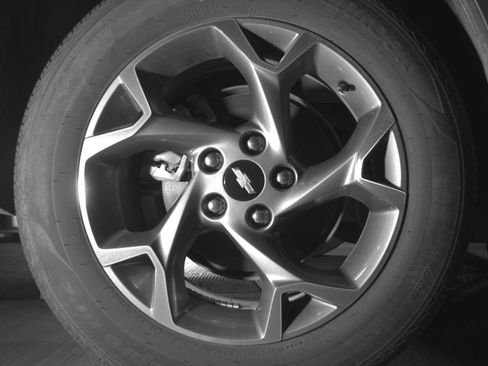 Used 2025 Chevrolet Trax LT FWD image 18