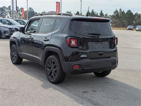 Used 2023 Jeep Renegade Altitude w/ Sun/Sound Group image 5