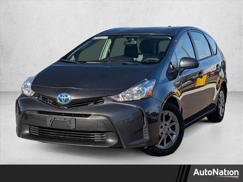 Used 2016 Toyota Prius V Two image 1