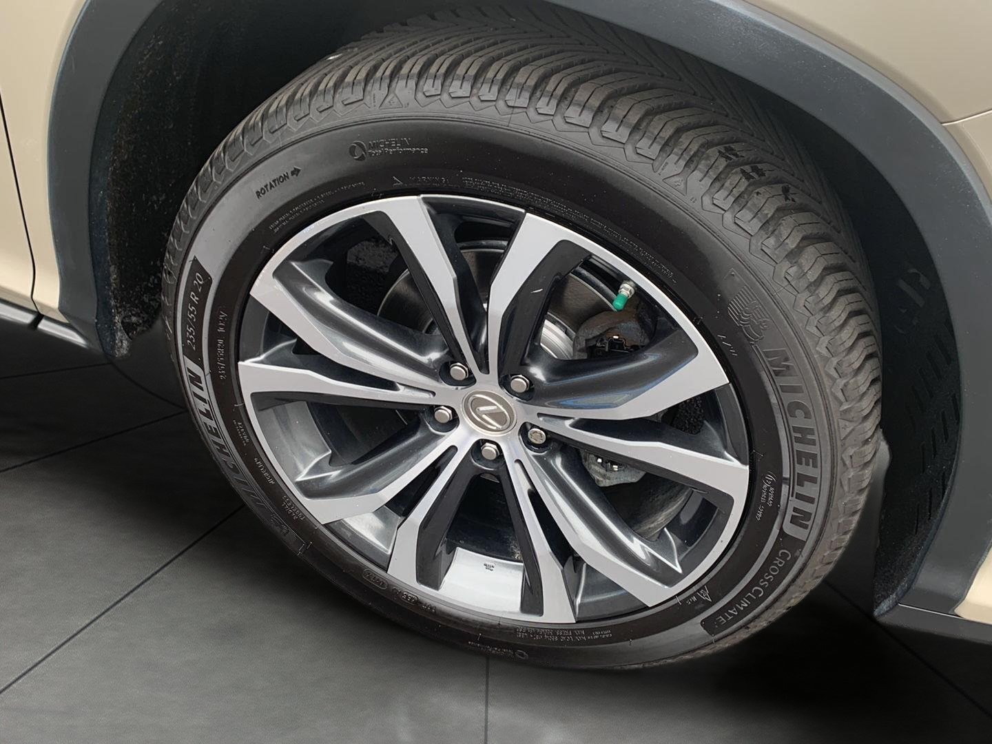 Used 2017 Lexus RX 350 AWD w/ Premium Package image 24