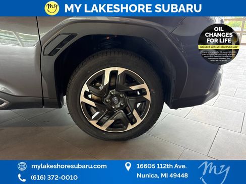 Certified 2025 Subaru Forester Limited AWD/4WD image 32
