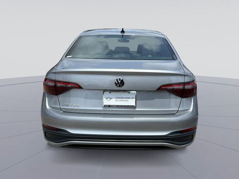Used 2023 Volkswagen Jetta Sport FWD image 4