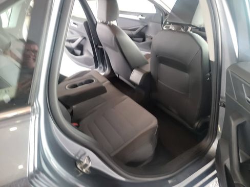 Used 2025 Volkswagen Jetta SE FWD image 15