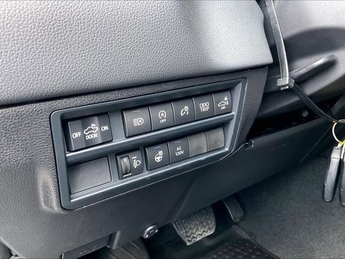 New 2026 Toyota Tundra Limited image 17