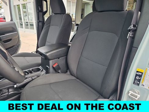 Used 2023 Jeep Wrangler Unlimited w/ Cold Weather Group image 14