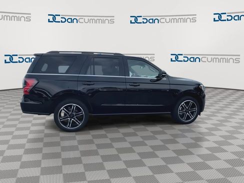 Used 2021 Ford Expedition Limited AWD/4WD image 9