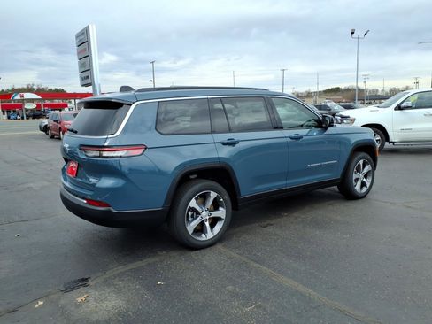 New 2026 Jeep Grand Cherokee L Limited AWD/4WD image 4