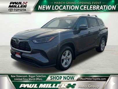 Used 2023 Toyota Highlander L