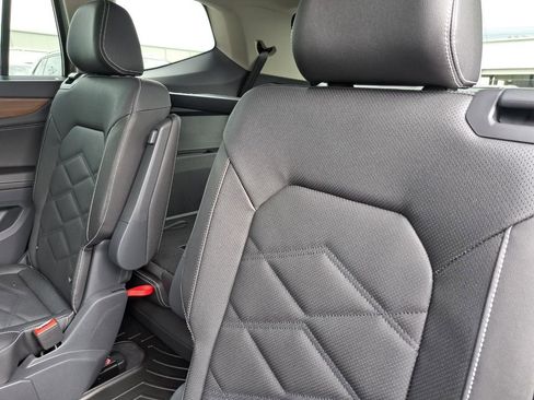 New 2026 Volkswagen Atlas SE image 25