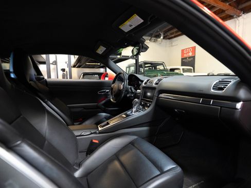 Used 2016 Porsche Cayman image 81