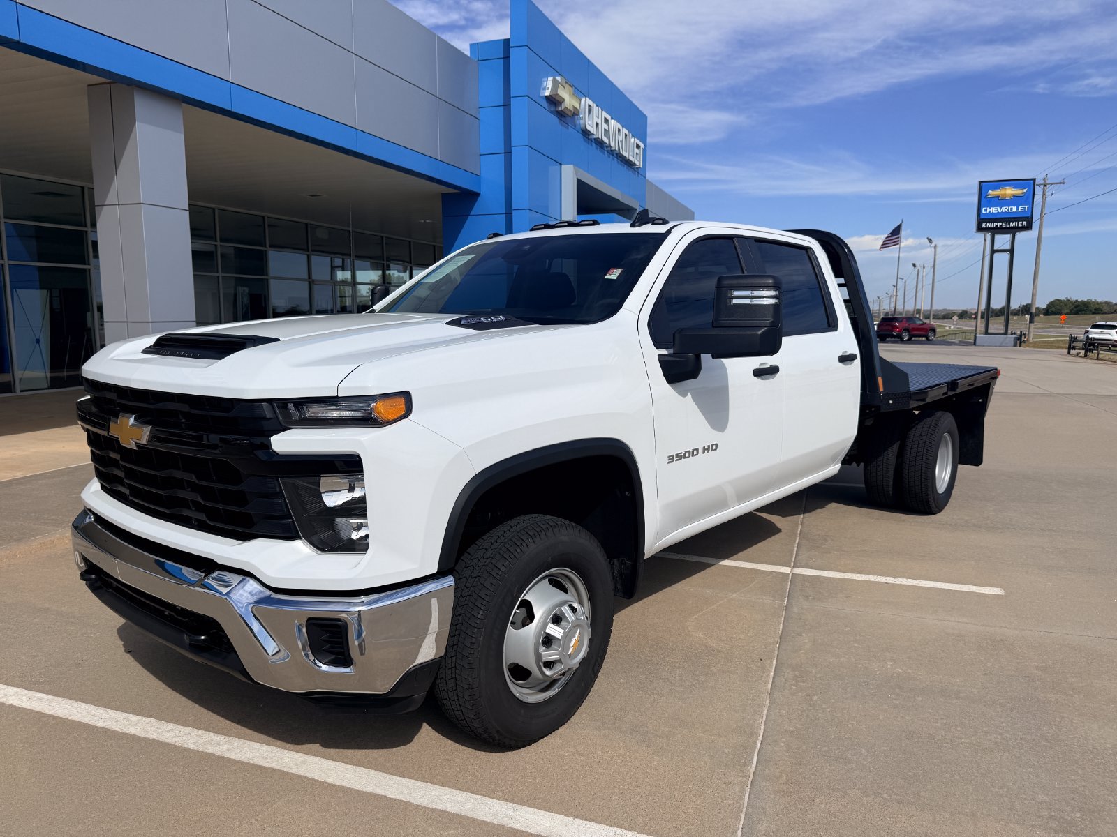 Used 2026 Chevrolet Silverado 3500 W/T w/ WT Convenience Package AWD/4WD image 2