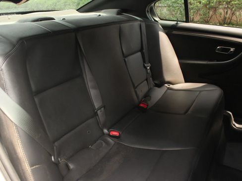 Used 2019 Ford Taurus Police Interceptor AWD image 19