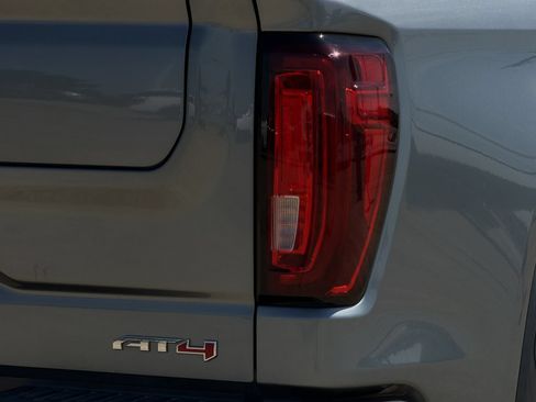 Used 2021 GMC Sierra 1500 AT4 AWD/4WD image 13