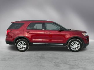 Used 2019 Ford Explorer XLT w/ Equipment Group 202A video 3