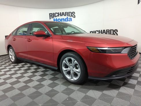 New 2025 Honda Accord LX image 7