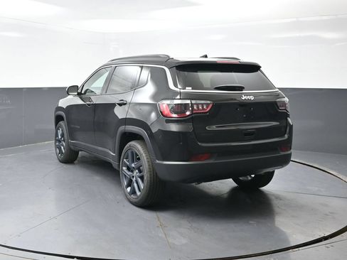 New 2026 Jeep Compass Latitude AWD/4WD image 7