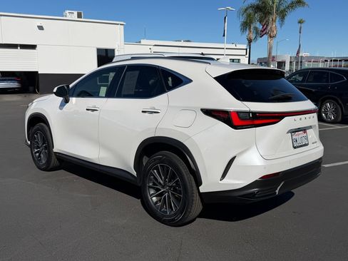 Used 2025 Lexus NX 250 FWD image 8