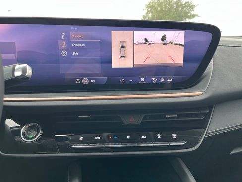 Certified 2025 Buick Envision Sport Touring AWD/4WD image 16