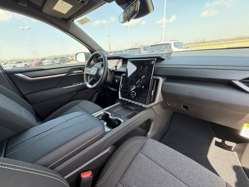 New 2026 GMC Acadia Elevation w/ Black Edition FWD image 39