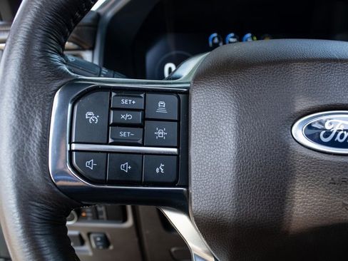 Used 2023 Ford Expedition King Ranch image 12