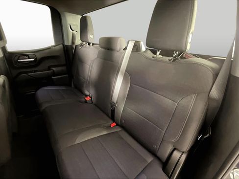 Certified 2022 Chevrolet Silverado 1500 Custom RWD image 18
