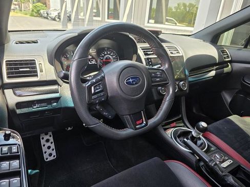 Used 2018 Subaru WRX STI AWD/4WD image 9