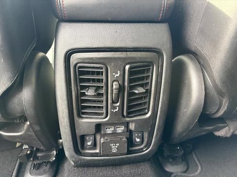 Used 2024 Dodge Durango GT AWD/4WD image 21