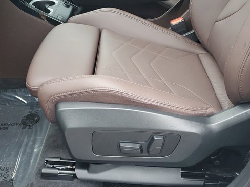 Certified 2024 BMW X1 xDrive28i w/ Convenience Package image 9