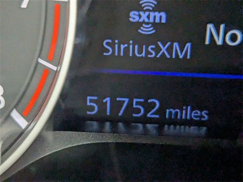 Used 2024 Nissan Altima 2.5 SV image 18