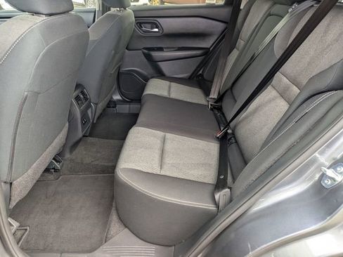 Used 2024 Nissan Rogue SV image 24