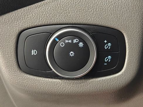 Used 2022 Ford Transit Connect XLT FWD image 41
