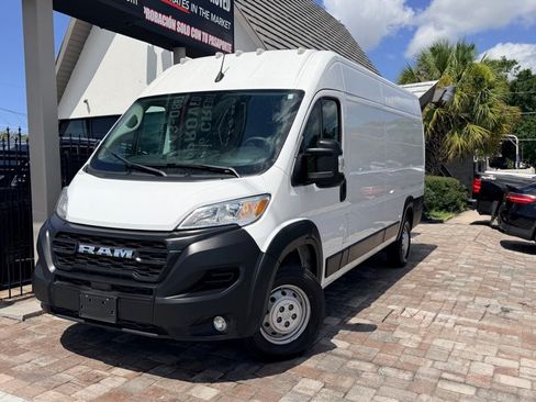 Used 2023 RAM ProMaster 3500 w/ Premium Convenience Group FWD image 7