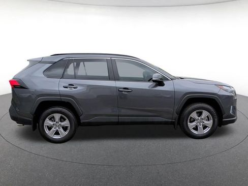 Used 2025 Toyota RAV4 XLE FWD image 7