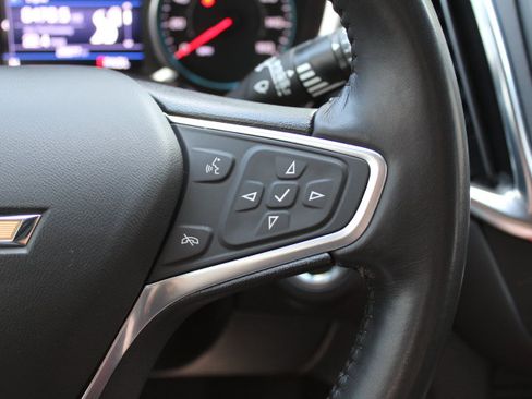 Used 2022 Chevrolet Equinox LT AWD/4WD image 13