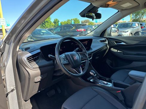 Used 2025 Buick Encore GX Preferred AWD/4WD image 33