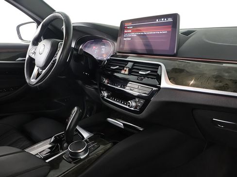 Used 2023 BMW 530i xDrive w/ Convenience Package AWD/4WD image 28