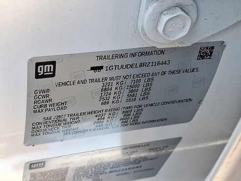 Used 2024 GMC Sierra 1500 SLT w/ SLT Premium Plus Package image 26