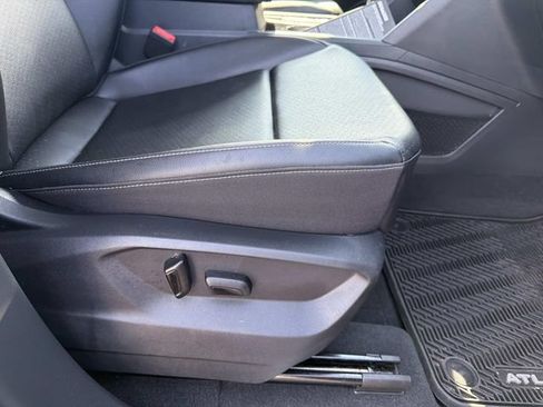 Used 2019 Volkswagen Atlas SEL FWD image 16