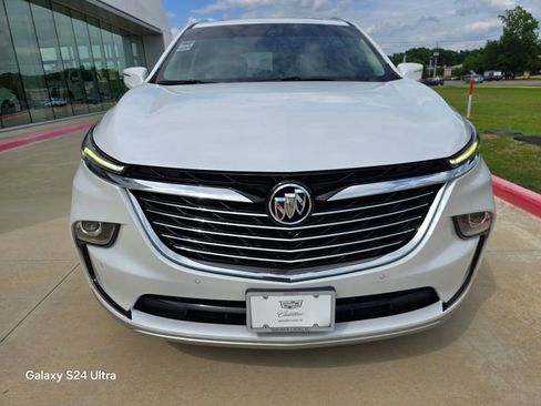 Used 2023 Buick Enclave Premium w/ Experience Buick Package image 8