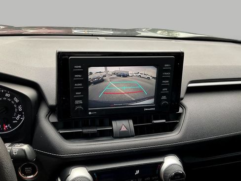 Used 2021 Toyota RAV4 XLE FWD image 25
