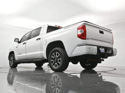 Used 2018 Toyota Tundra SR5 w/ TRD Off Road Package AWD/4WD image 42