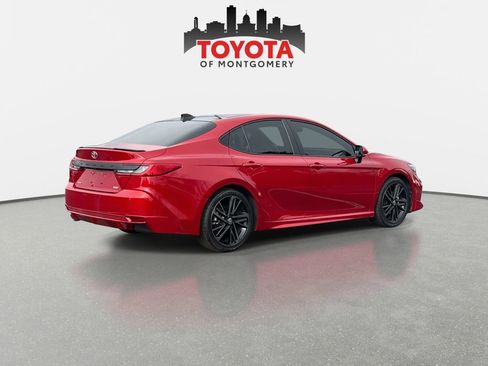 Used 2025 Toyota Camry XSE image 4