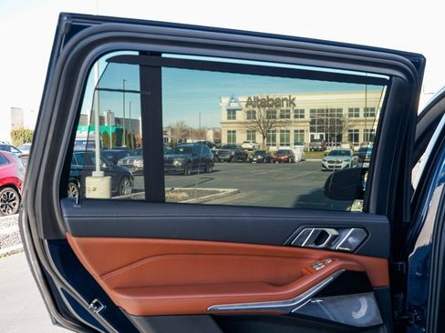 New 2025 BMW X7 M60i image 19