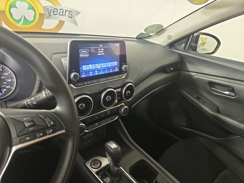 Used 2024 Nissan Sentra SV FWD image 24