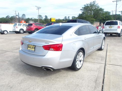 Used 2019 Chevrolet Impala Premier FWD image 11