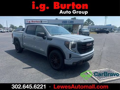 Used 2024 GMC Sierra 1500 Elevation AWD/4WD image 1