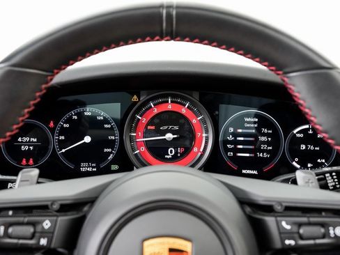 Certified 2022 Porsche 911 Carrera GTS image 16