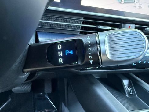 Used 2024 Hyundai Ioniq 6 SE RWD image 16