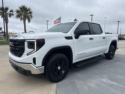 Used 2024 GMC Sierra 1500 Pro w/ Pro Value Package AWD/4WD image 3